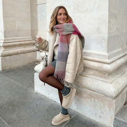 CLARA™║Abrigo