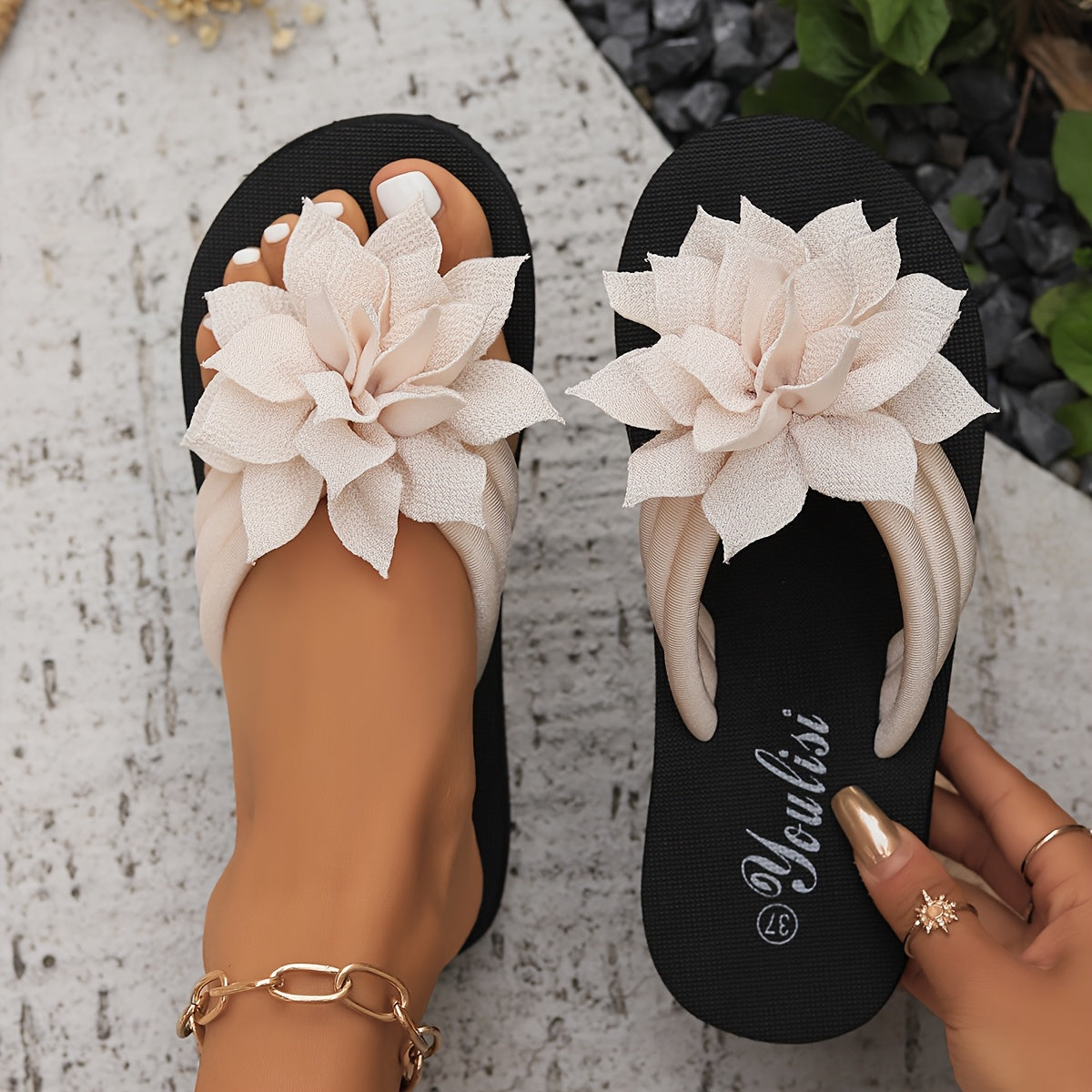 Sandalias Elegantes con Flores